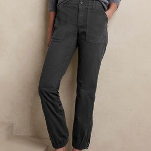 Banana Republic Slim Utility Pant size 14. Orca (grey) colorway
